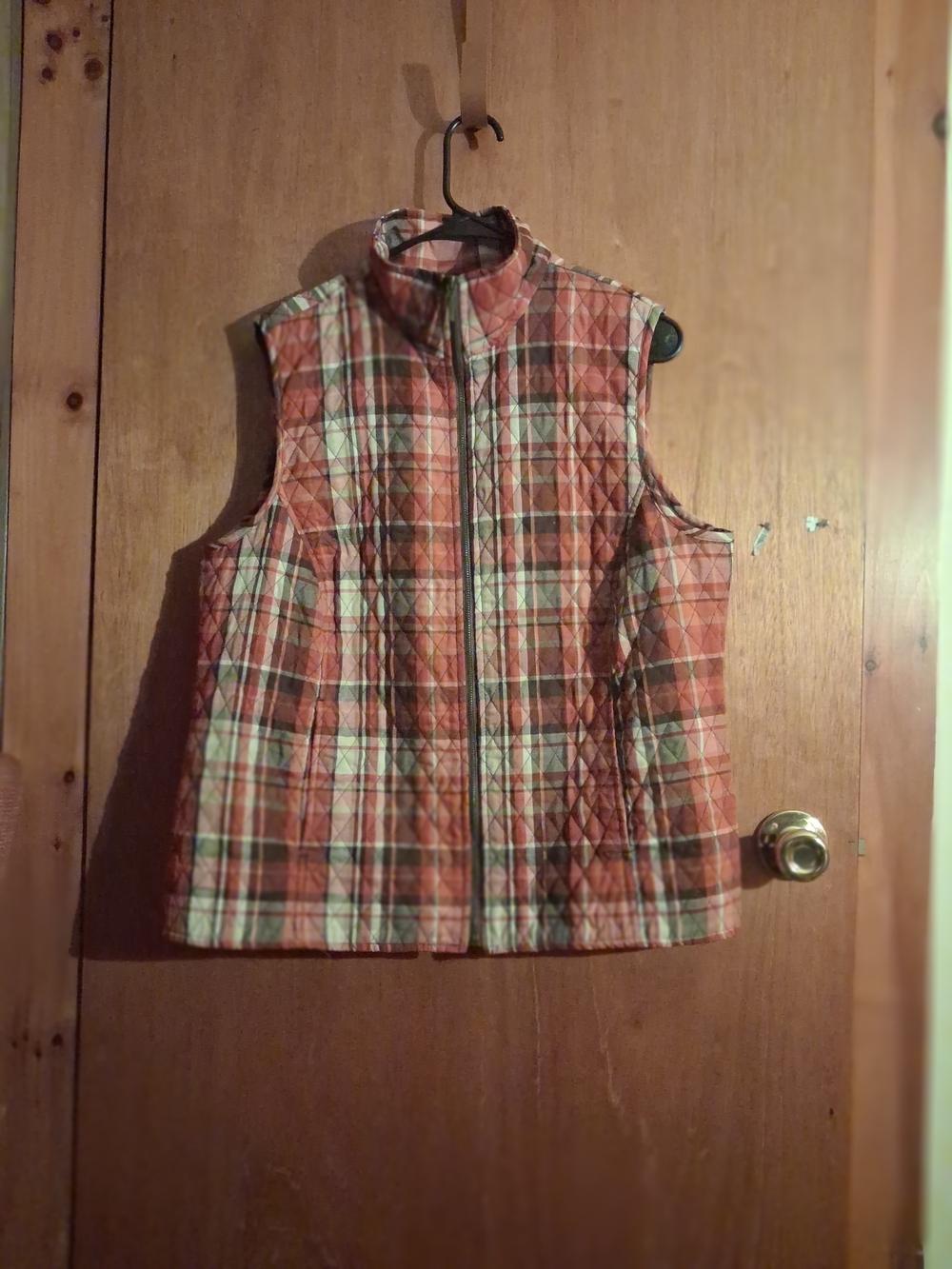 Southern Lady Quilted Plaid Sleeveless Vest in Red and Green